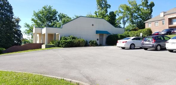 Traditional Health Clinic & Salt Spa: 6210 Highland Place Way, Knoxville, TN 37919